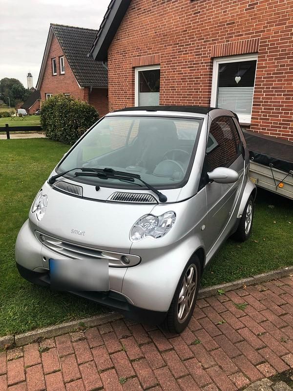 Silber Gebraucht 2002 Smart ForTwo Cabrio Cabrio | 1.999 € (Fairer Preis) - Bild 1/4