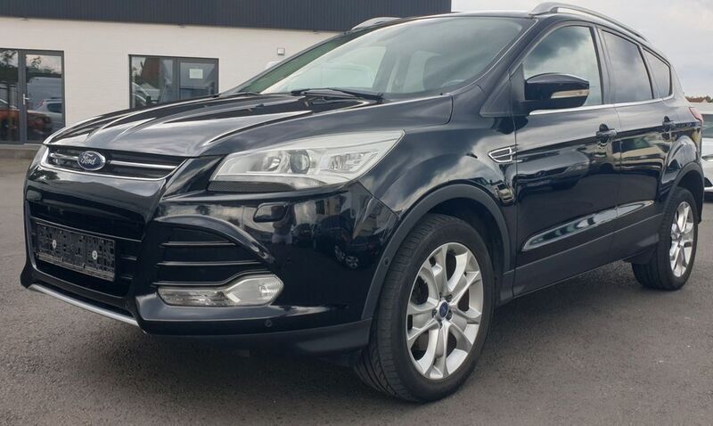 Gebraucht Ford Kuga Titanium 163 PS (119 kW) 2013 Schwarz SUV