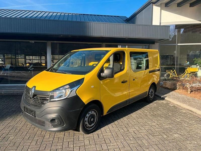 Gebraucht Renault Trafic 90 PS (66 kW) 2015 Gelb Van / Kleinbus
