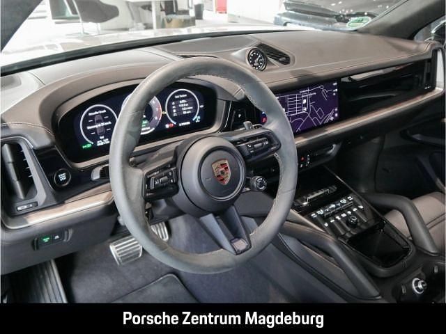 Gebraucht Porsche Cayenne 470 PS (345 kW) 2024 Beige SUV