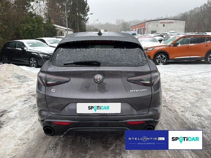 Gebraucht Alfa Romeo Stelvio Tech Edition 280 PS (205 kW) 2024 Grau SUV