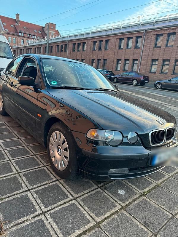 Gebraucht BMW 318 150 PS (110 kW) 2001 Schwarz Coupé