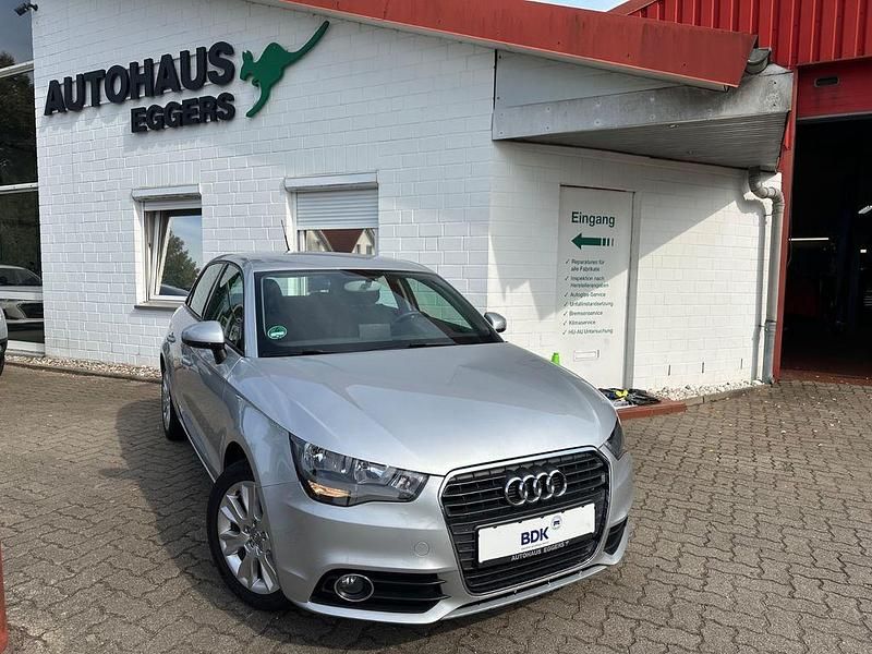 Silber Gebraucht 2012 Audi A1 Sportback Ambition Kleinwagen | 9.890 € (Fairer Preis) - Bild 1/4