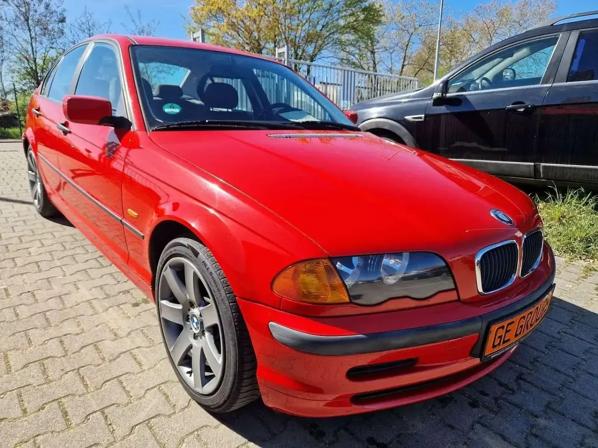Gebraucht BMW 316 Sport Line 105 PS (77 kW) 1999 Rot Limousine