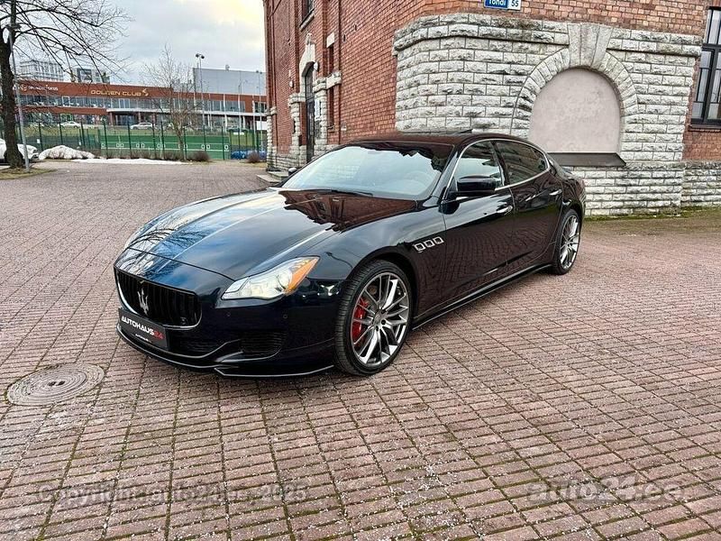 Schwarz Gebraucht 2013 Maserati Quattroporte Limousine | 33.900 € (Fairer Preis) - Bild 1/4