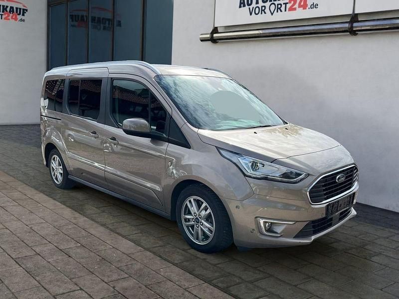 Silber Gebraucht 2020 Ford Grand Tourneo Connect Titanium Van / Kleinbus | 16.980 € (Fairer Preis) - Bild 1/4
