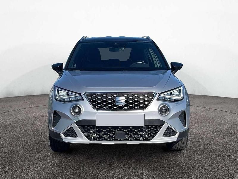 Gebraucht Seat Arona Xperience 110 PS (80 kW) 2024 Urban silber SUV