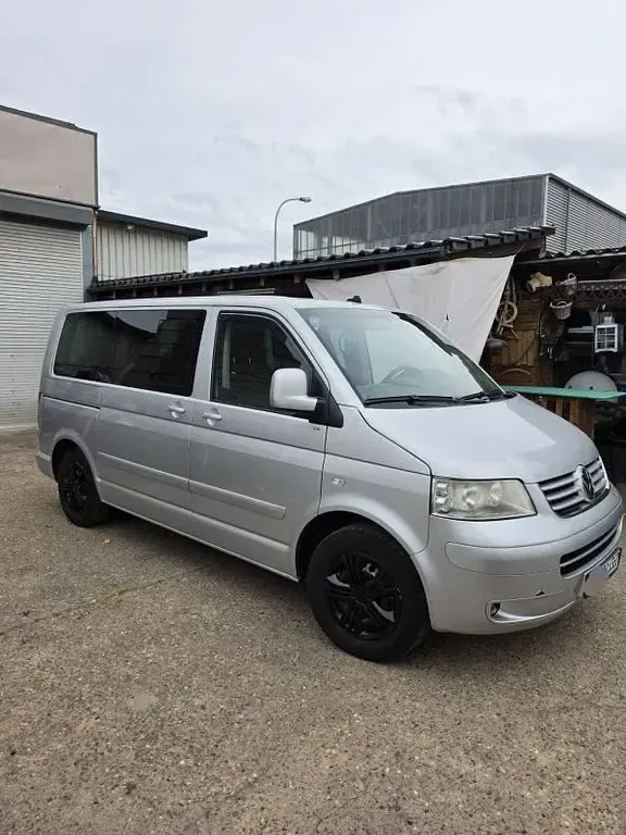 Gebraucht VW Multivan 131 PS (96 kW) 2003 Silber Van / Kleinbus