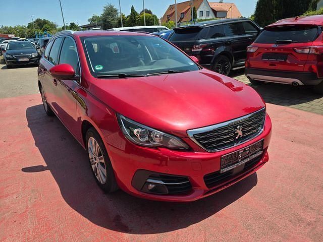 Rot Gebraucht 2019 Peugeot 308 Allure Kombi | 8.999 € (Guter Preis) - Bild 1/4
