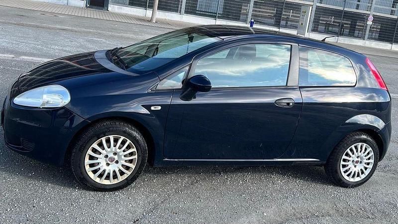 Blau Gebraucht 2009 Fiat Punto Kleinwagen | 1.200 € (Guter Preis) - Bild 1/4