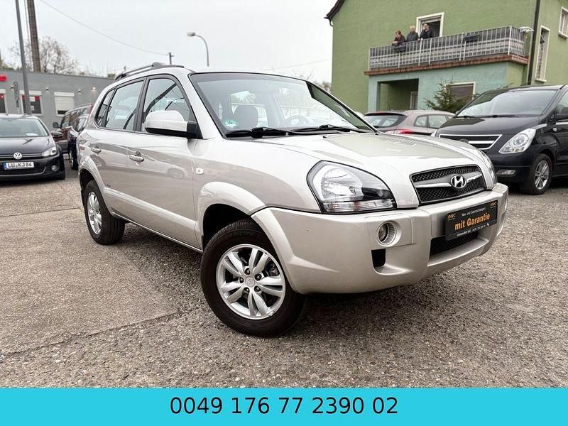 Gebraucht Hyundai Tucson GLS 141 PS (103 kW) 2009 Silber SUV