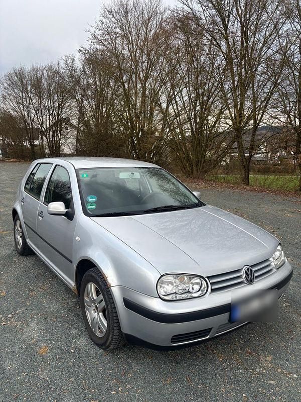 Gebraucht VW Golf IV Edition 75 PS (55 kW) 2001 Silber Limousine