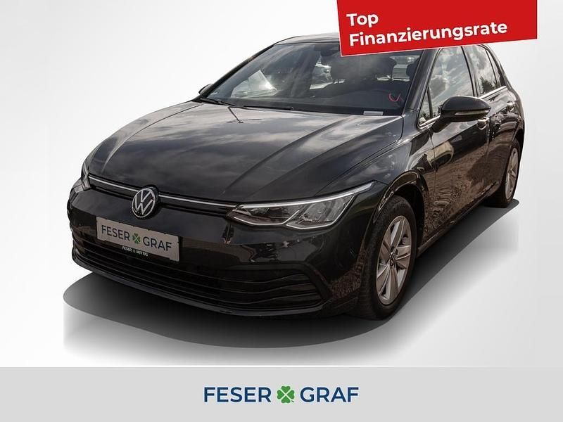 Grau Gebraucht 2022 VW Golf VIII Life Limousine | 24.440 € (Fairer Preis) - Bild 1/4