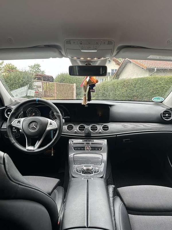Gebraucht Mercedes E200 150 PS (110 kW) 2017 Weiß Kombi