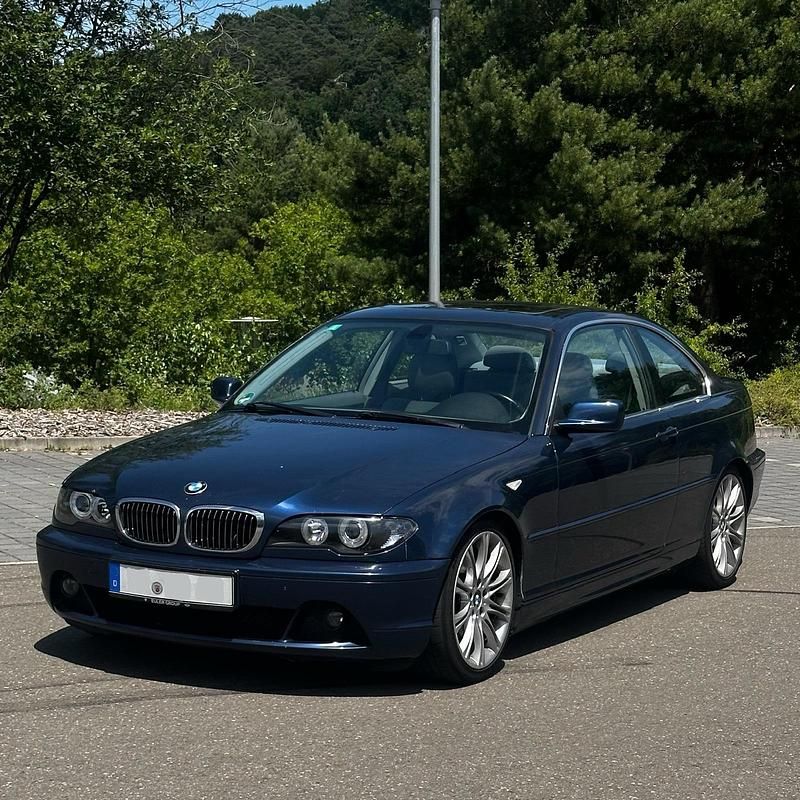 Blau Gebraucht 2004 BMW 320 Sport Line Coupé | 5.500 € (Fairer Preis) - Bild 1/4