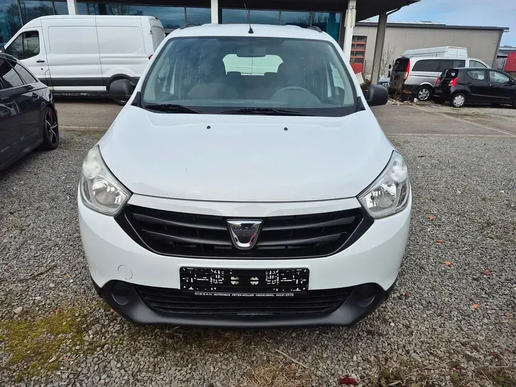Gebraucht Dacia Lodgy Picknick 132 PS (97 kW) 2015 Weiß Van / Kleinbus