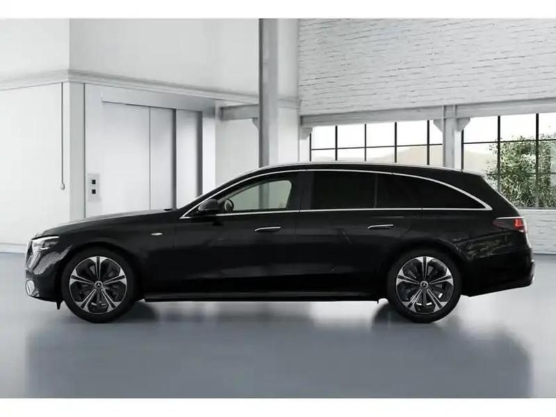 Gebraucht Mercedes E300 197 PS (144 kW) 2025 Metalliclack obsidianschwarz Kombi