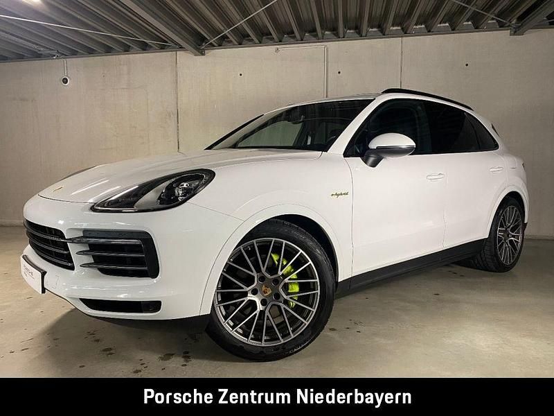 Weiss Gebraucht 2022 Porsche Cayenne Platinum Edition SUV | 80.490 € (Superpreis) - Bild 1/4