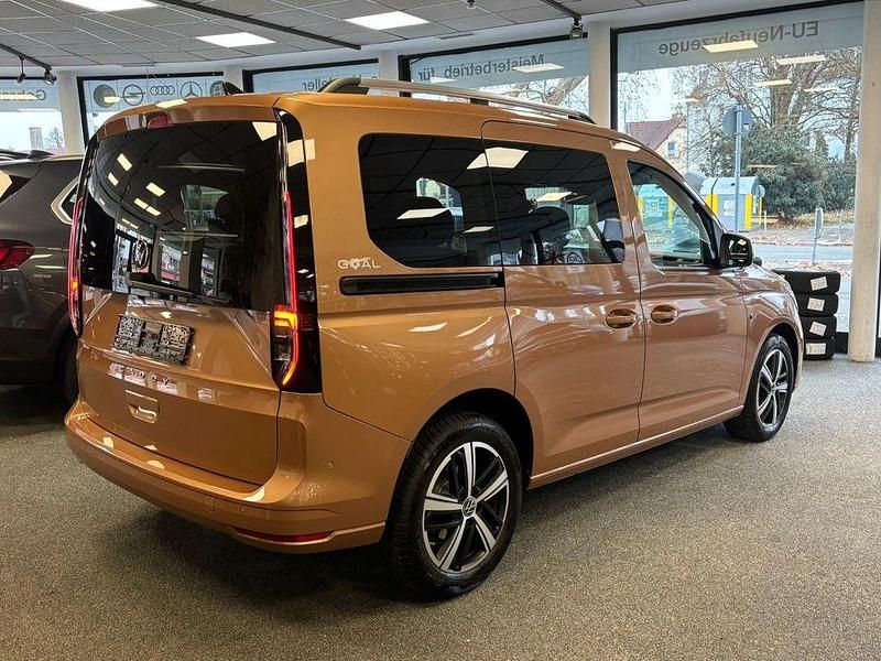 Gebraucht VW Caddy Goal 122 PS (89 kW) 2025 Braun Van / Kleinbus