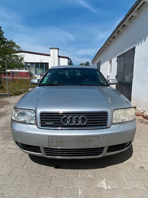 Grau Gebraucht 2002 Audi A6 Limousine | 1.400 € (Superpreis) - Bild 1/4