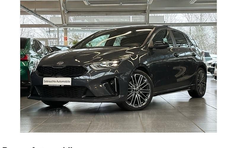 Grau Gebraucht 2020 Kia Ceed GT GT-Line Limousine | 21.280 € (Fairer Preis) - Bild 1/4