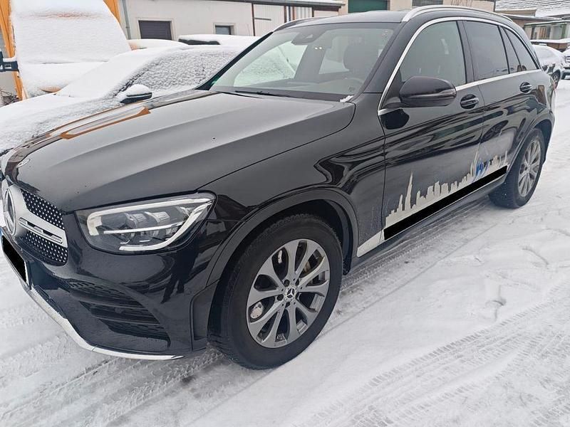 Obsidianschwarz Gebraucht 2019 Mercedes GLC220 AMG SUV | 27.999 € (Fairer Preis) - Bild 1/4