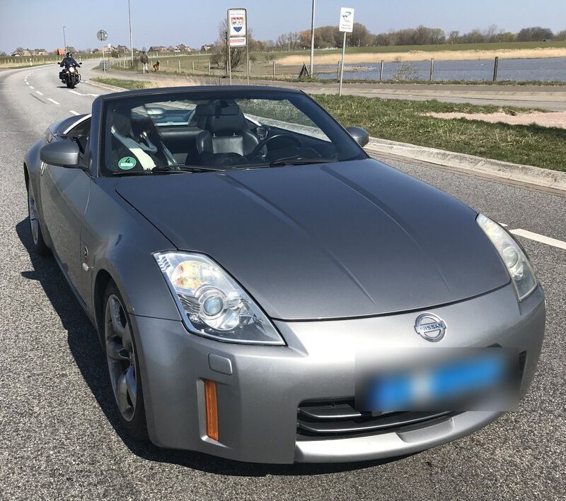 Grau Gebraucht 2008 Nissan 350Z Pack Cabrio | 14.900 € (Fairer Preis) - Bild 1/4