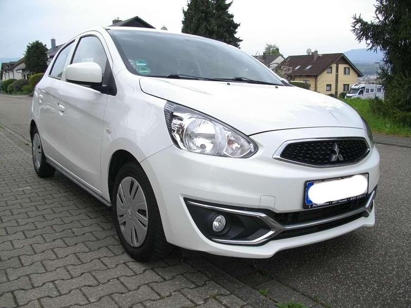 Gebraucht Mitsubishi Space Star 71 PS (52 kW) 2017 Weiß Kleinwagen
