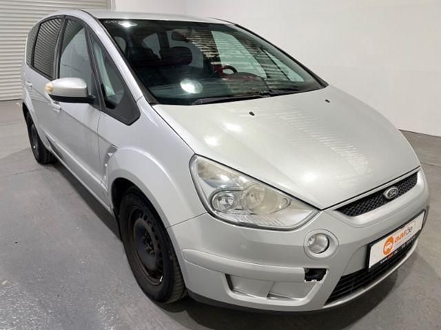 Gebraucht Ford S-MAX Trend 140 PS (102 kW) 2009 Silber Van / Kleinbus
