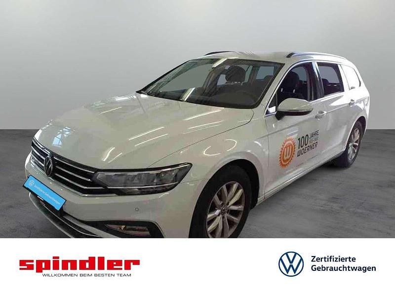 Gletscherweiß metallic Gebraucht 2022 VW Passat Business Kombi | 28.180 € (Fairer Preis) - Bild 1/3