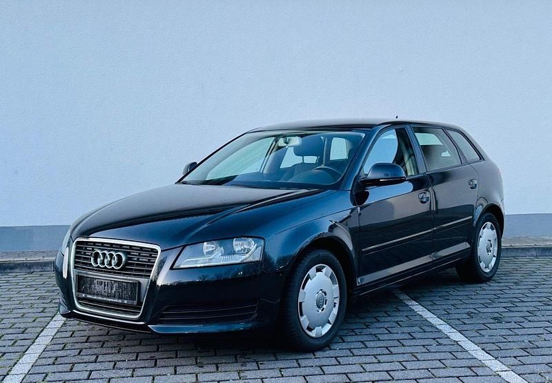 Schwarz Gebraucht 2009 Audi A3 Attraction Kombi | 5.890 € (Fairer Preis) - Bild 1/4