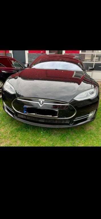 Schwarz Gebraucht 2015 Tesla Model S Limousine | 19.500 € - Bild 1/4