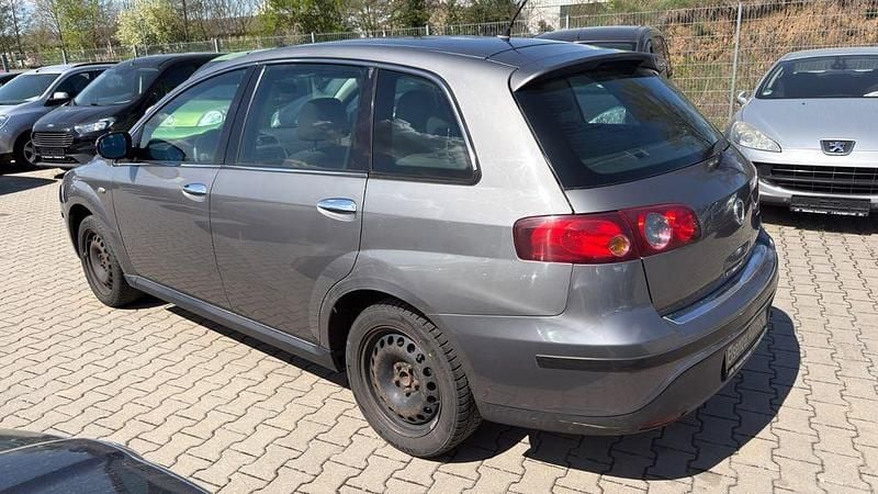 Gebraucht Fiat Croma Dynamic 140 PS (102 kW) 2008 Grau Kombi