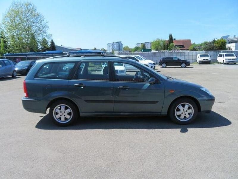 Gebraucht Ford Focus Ambiente 101 PS (74 kW) 2003 Grün Kombi