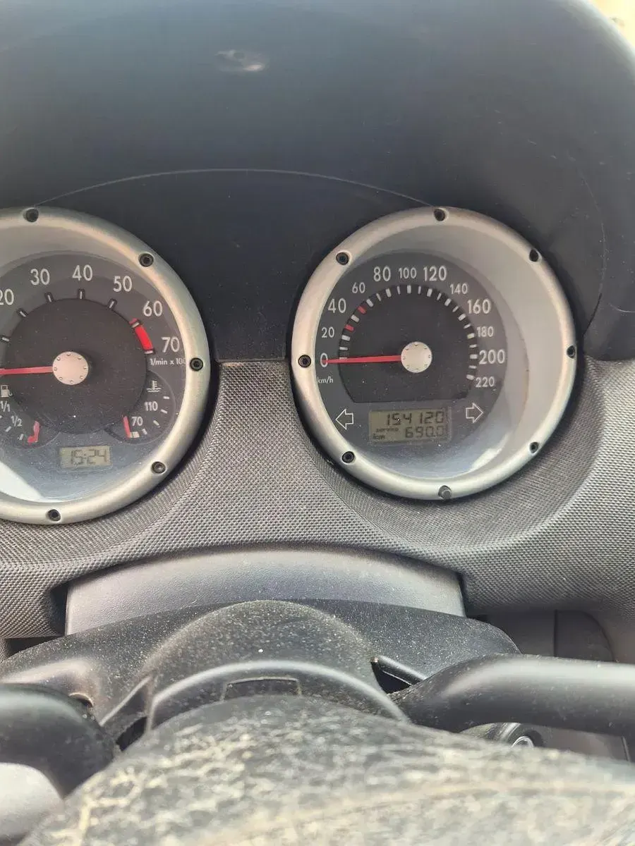 Używany VW Polo 75 KM (55 kW) 2000 Zielony Hatchback