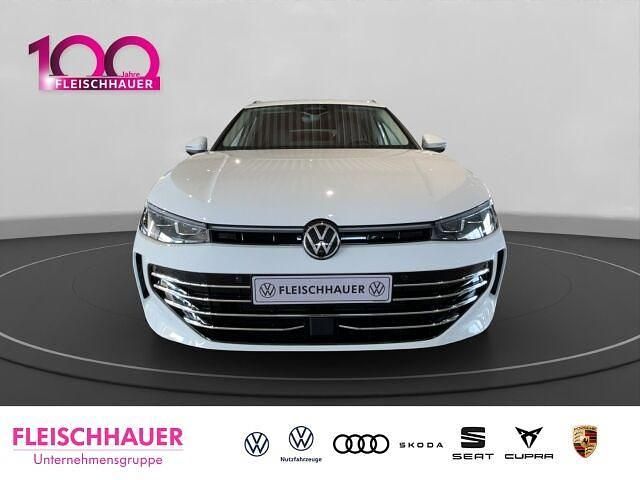 Gebraucht VW Passat Elegance 150 PS (110 kW) 2024 Weiss Kombi