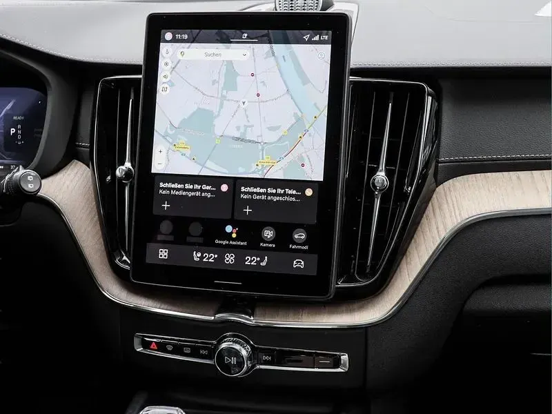 Gebraucht Volvo XC60 455 PS (334 kW) 2025 Silber SUV
