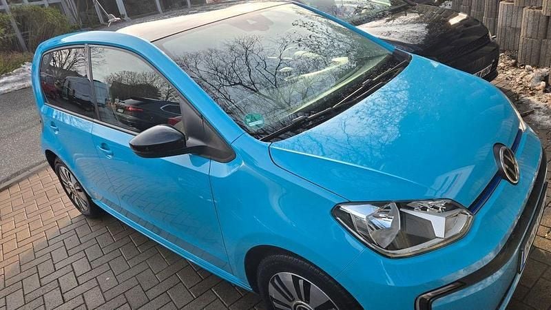 Gebraucht VW e-up! Style 61 kW (83 PS) 2021 Blau Kleinwagen