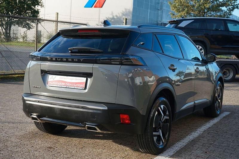 Gebraucht Peugeot 2008 Allure 131 PS (96 kW) 2025 Grau SUV