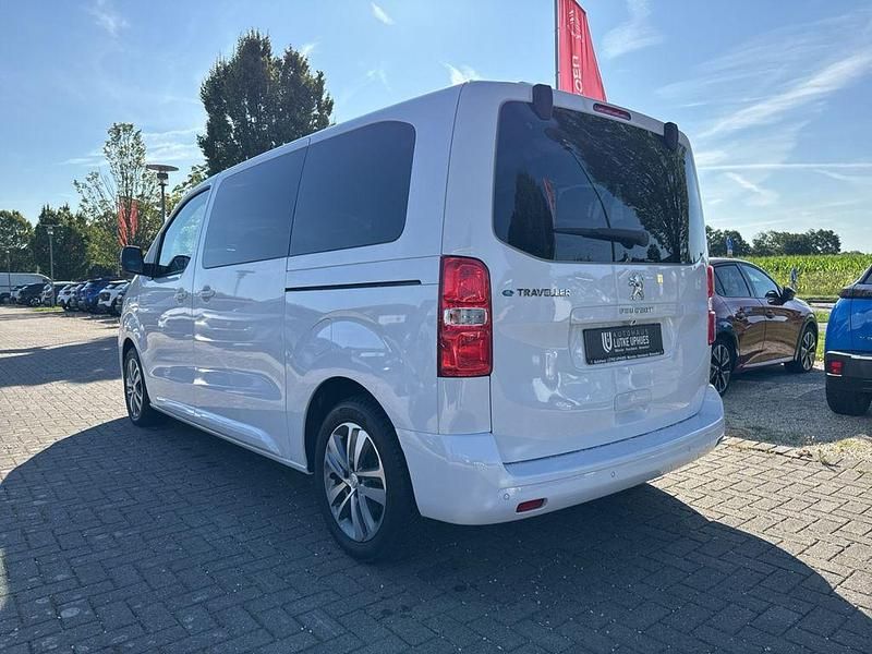 Gebraucht Peugeot e-Traveller Active 100 kW (136 PS) 2023 Weiß Van / Kleinbus
