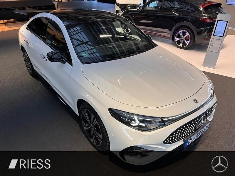 Gebraucht Mercedes CLA 250+ AMG line Plus 200 kW (272 PS) 2026 Weiß Limousine