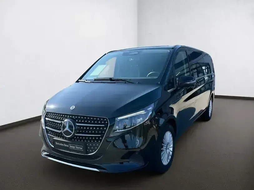 Gebraucht Mercedes V300 Avantgarde 237 PS (174 kW) 2025 Obsidianschwarz (metallic) Van / Kleinbus