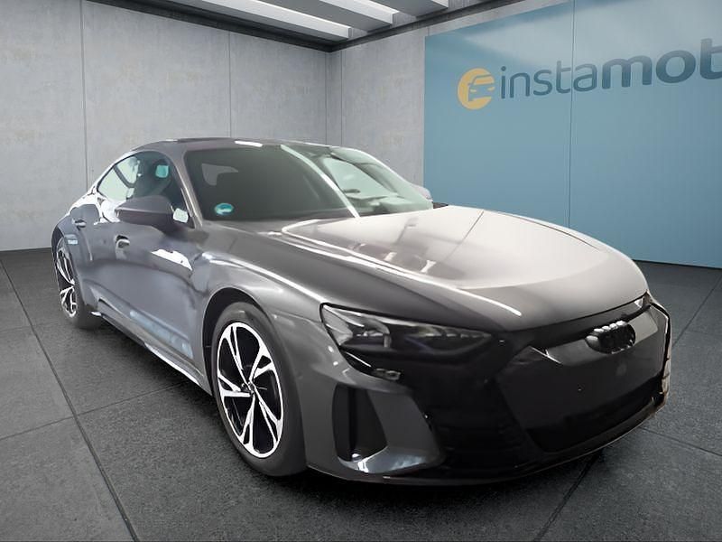 Grau Gebraucht 2023 Audi e-tron GT quattro Limousine | 63.349 € - Bild 1/4