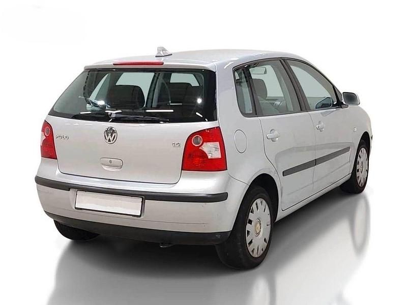 Gebraucht VW Polo Comfortline 64 PS (47 kW) 2003 Silber Limousine