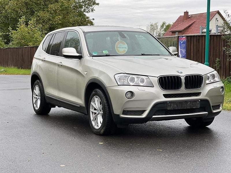 Mineralsilber metallic Gebraucht 2011 BMW X3 SUV | 11.900 € (Fairer Preis) - Bild 1/4