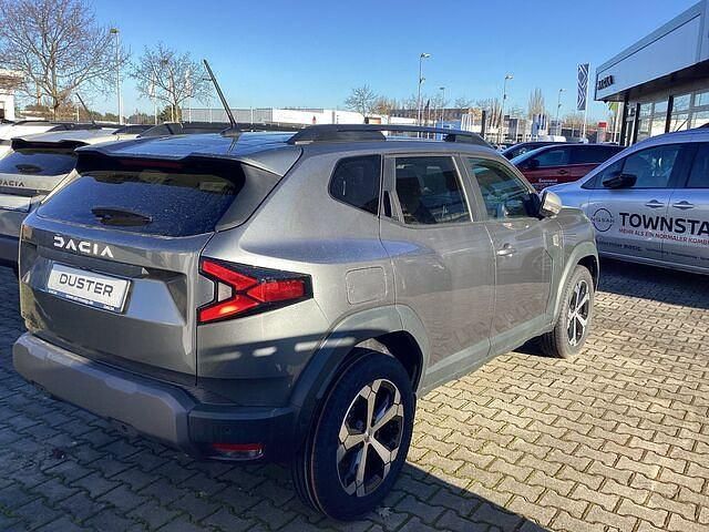 Neu Dacia Duster Journey 109 PS (80 kW) 2026 Grau schwarz SUV