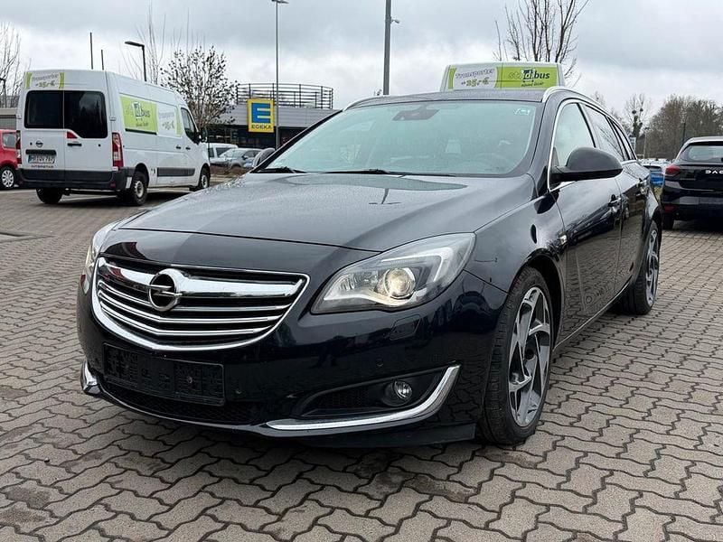 Gebraucht Opel Insignia Innovation 140 PS (102 kW) 2015 Schwarz Kombi