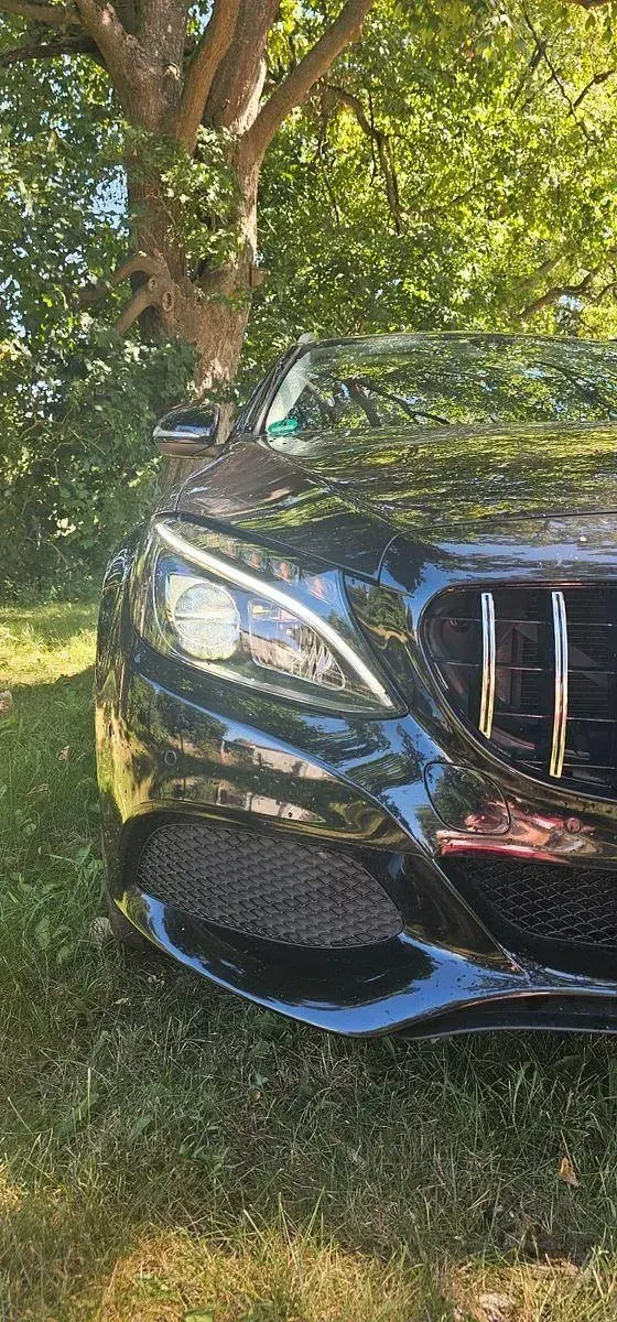 Gebraucht Mercedes C220 170 PS (125 kW) 2015 Schwarz Limousine