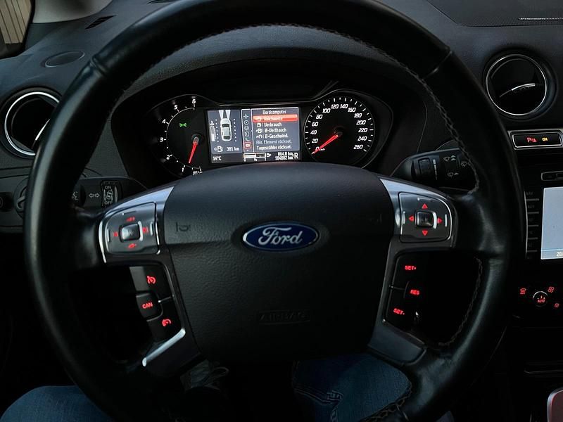 Gebraucht Ford Galaxy Titanium 200 PS (147 kW) 2014 Schwarz Van / Kleinbus