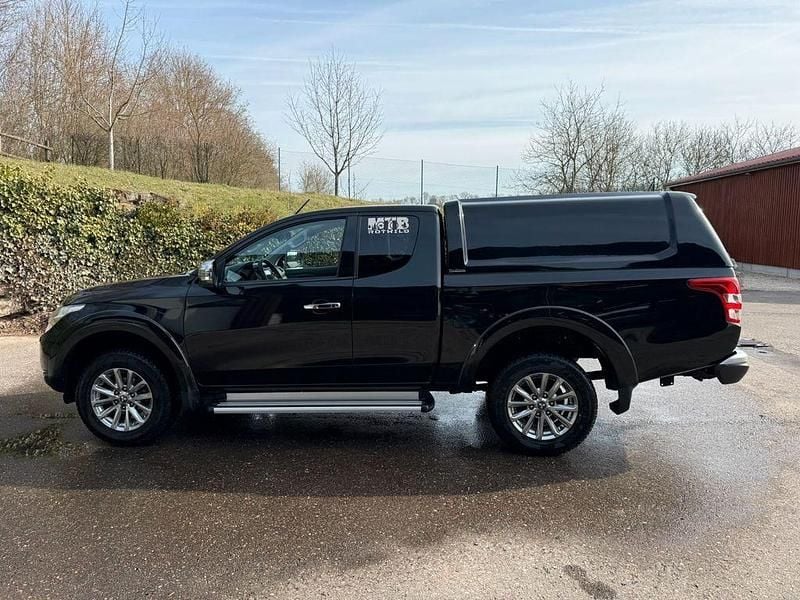 Gebraucht Mitsubishi L200 181 PS (133 kW) 2017 Schwarz Pickup